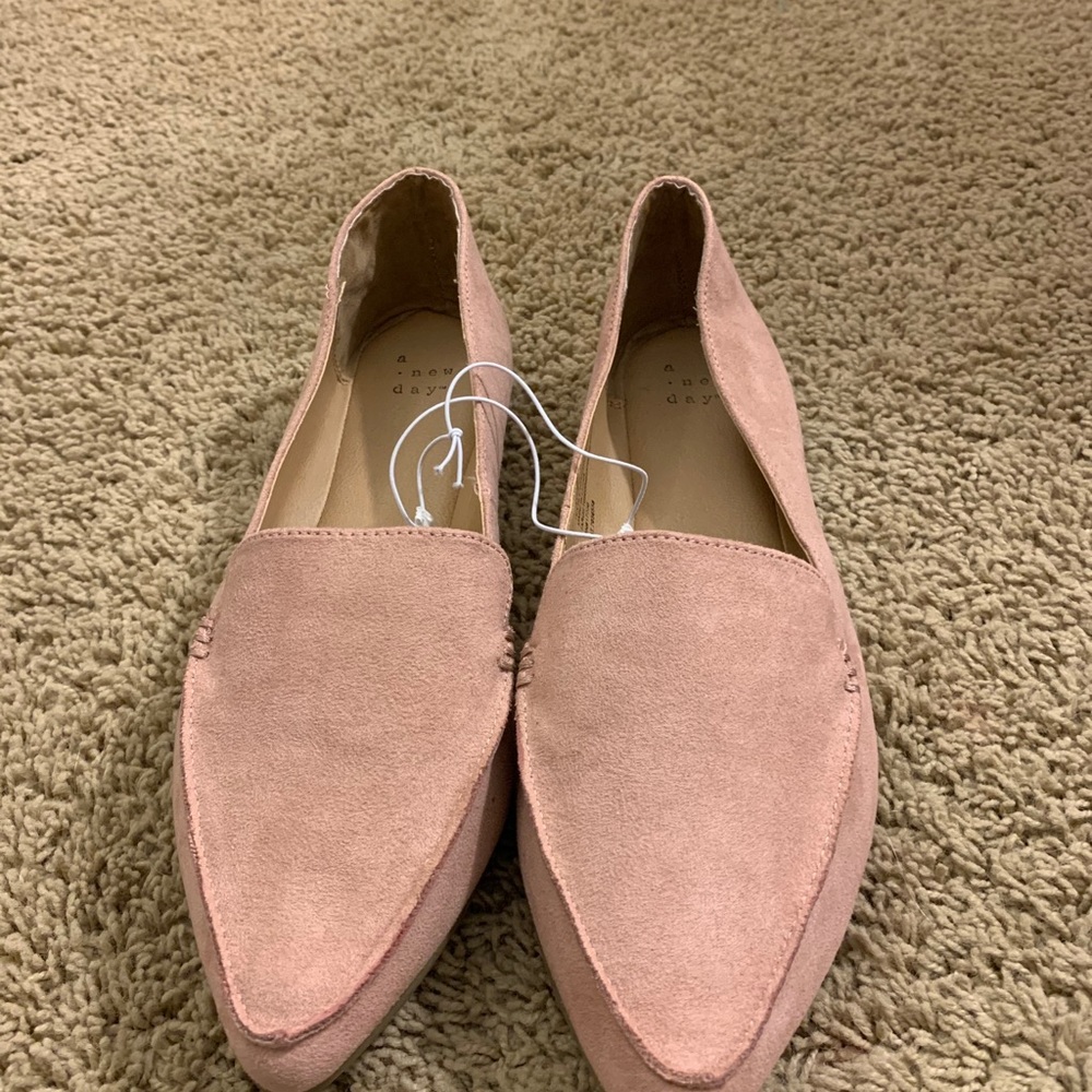 Light pink flats!
